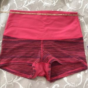 Lululemon high rise boogie shorts size 6